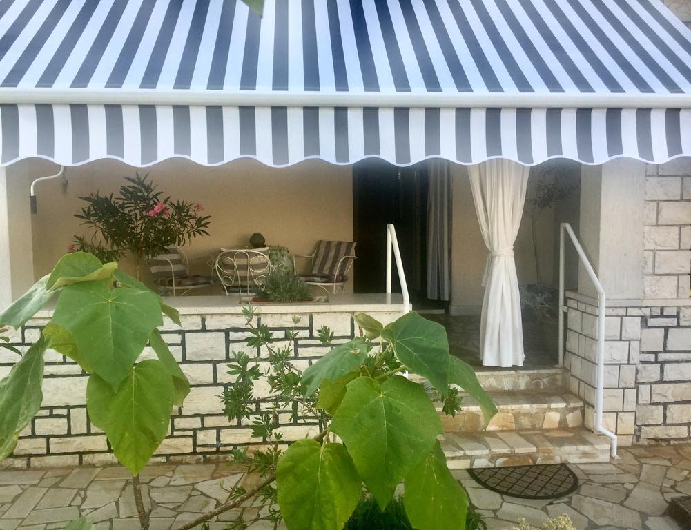 Seafront Apartment Jadri Umag Bagian luar foto